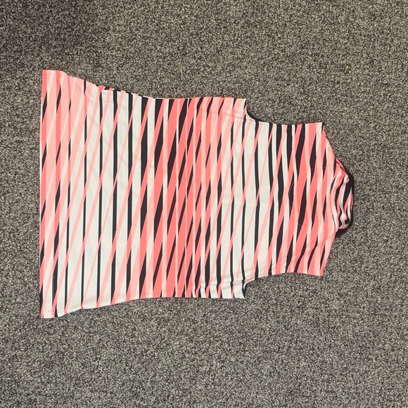 TAIL activewear sleeveless 1/2 zip top ❤️ - Picture 3 of 7